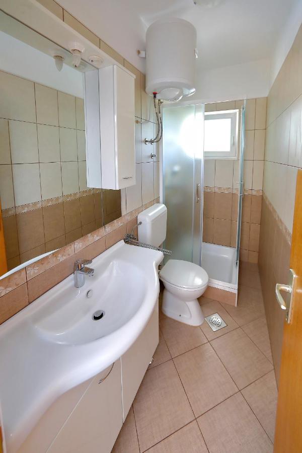 Apartmani Bruno Bibinje Exterior foto